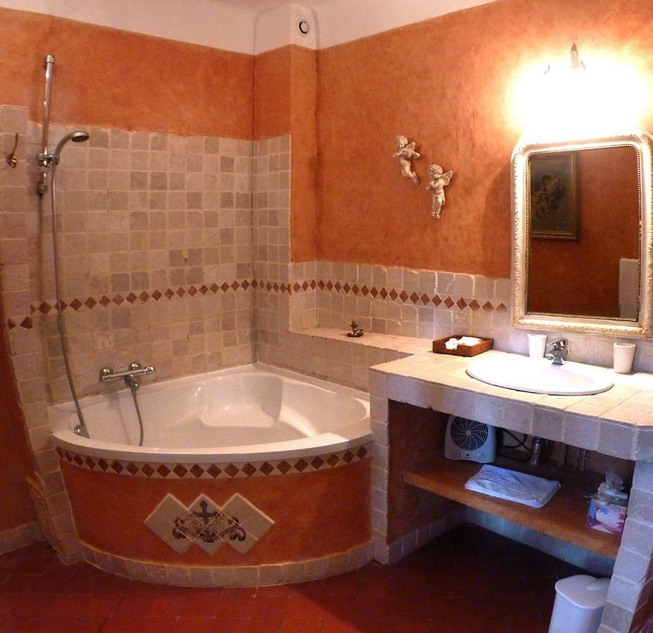 La Royante Bed & Breakfast Aubagne Dış mekan fotoğraf