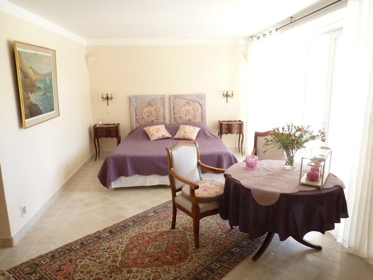 La Royante Bed & Breakfast Aubagne Dış mekan fotoğraf